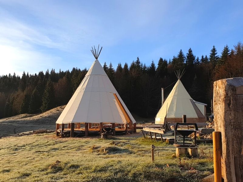 Création du Village Tipi en montagne