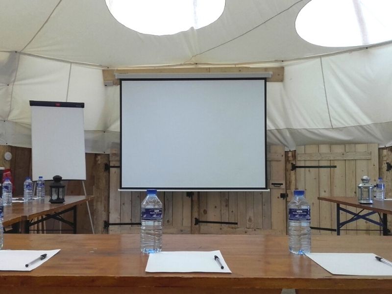 Salle de réunion tipi